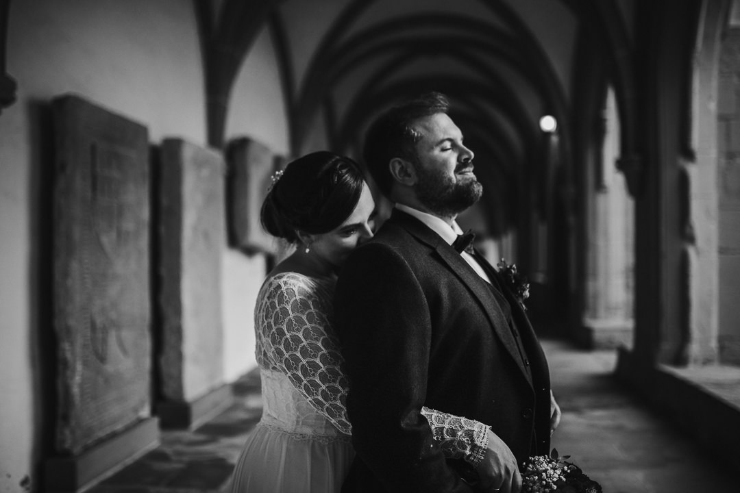 Hochzeit-Kloster-Eberbach Hochzeit im Kloster Eberbach Brautpaar Shoot